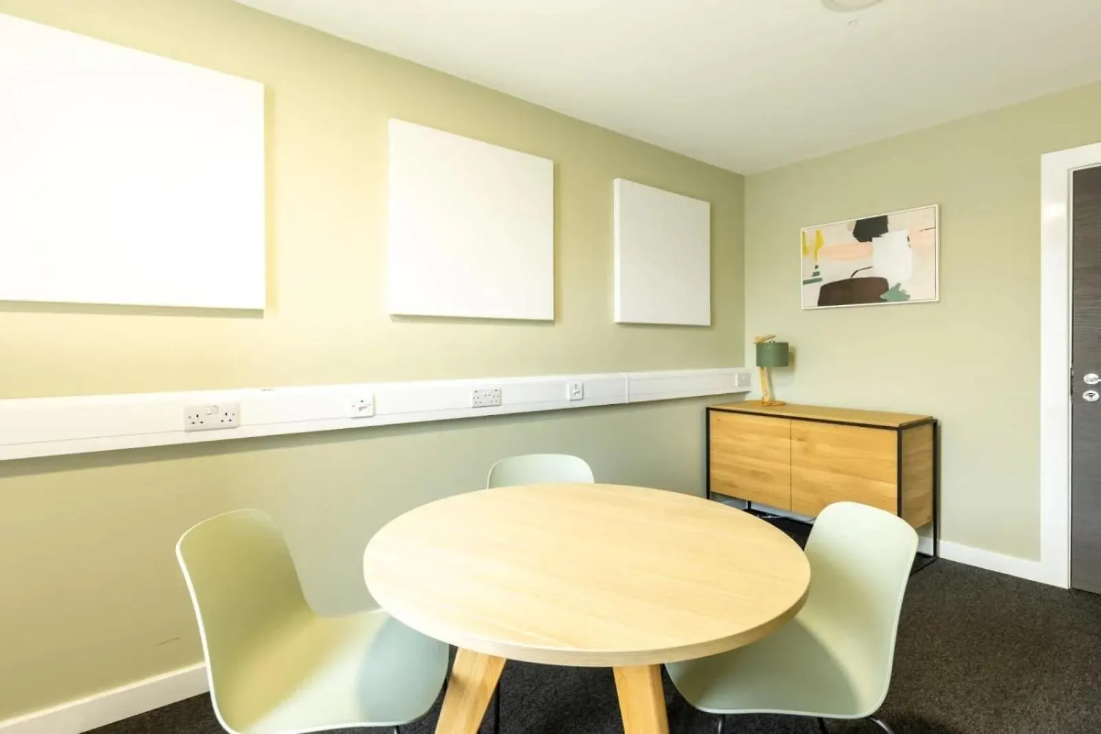 Апартаменты For Students Only Radford Mill In Ноттингем